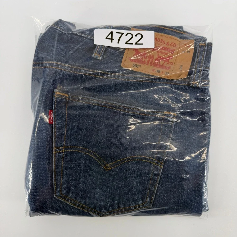 Levi's 501 Original Fit Jeans Mens 38x32 Blue Medium Wash Button Fly Straight