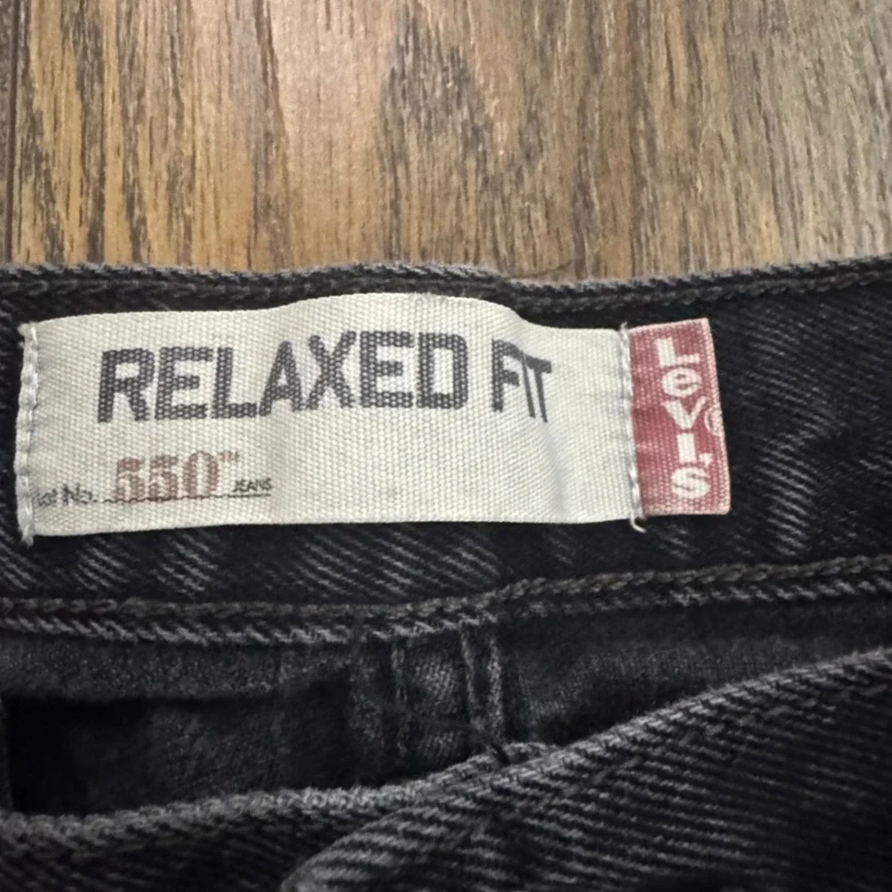 Levis 550 Relaxed Fit Men Black Jeans 34x30 Faded Denim Cotton Streetwear Grunge