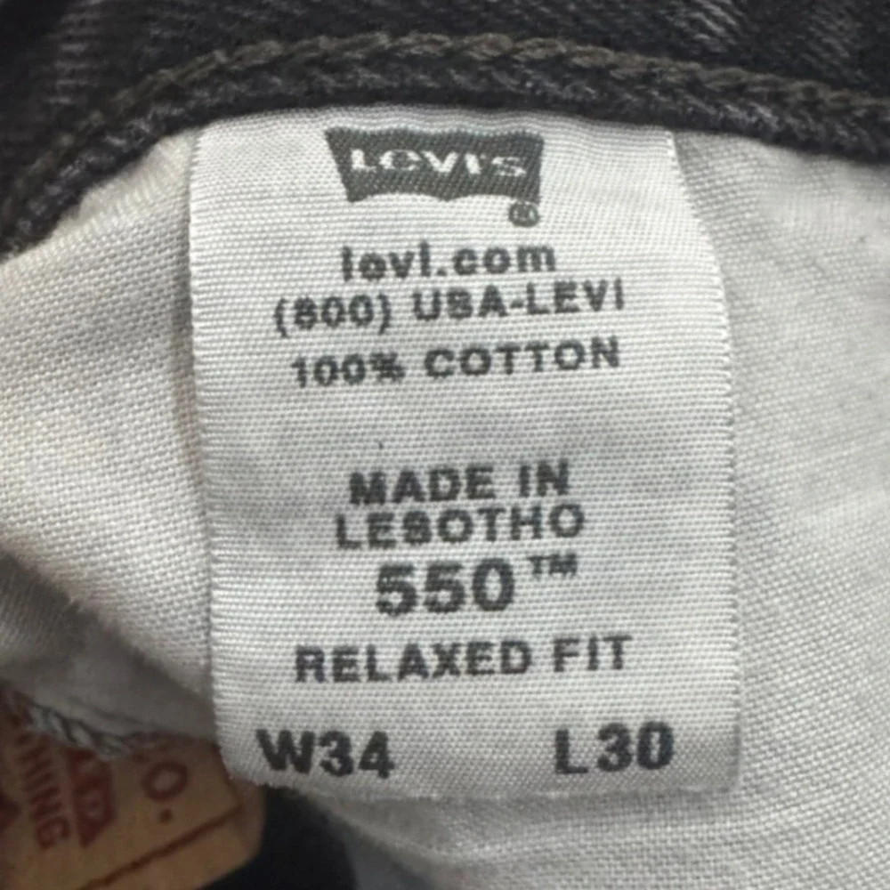 Levis 550 Relaxed Fit Men Black Jeans 34x30 Faded Denim Cotton Streetwear Grunge