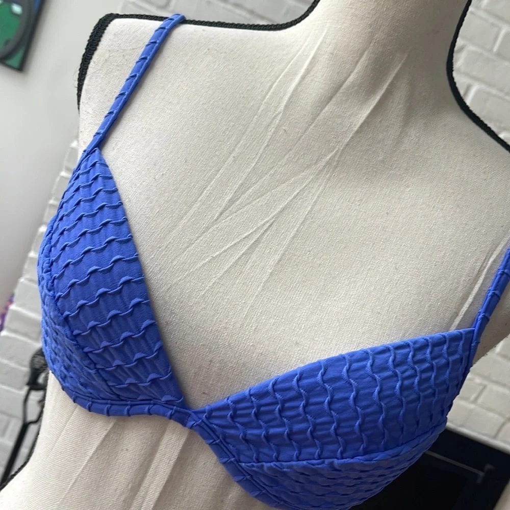 Body ID colors match
