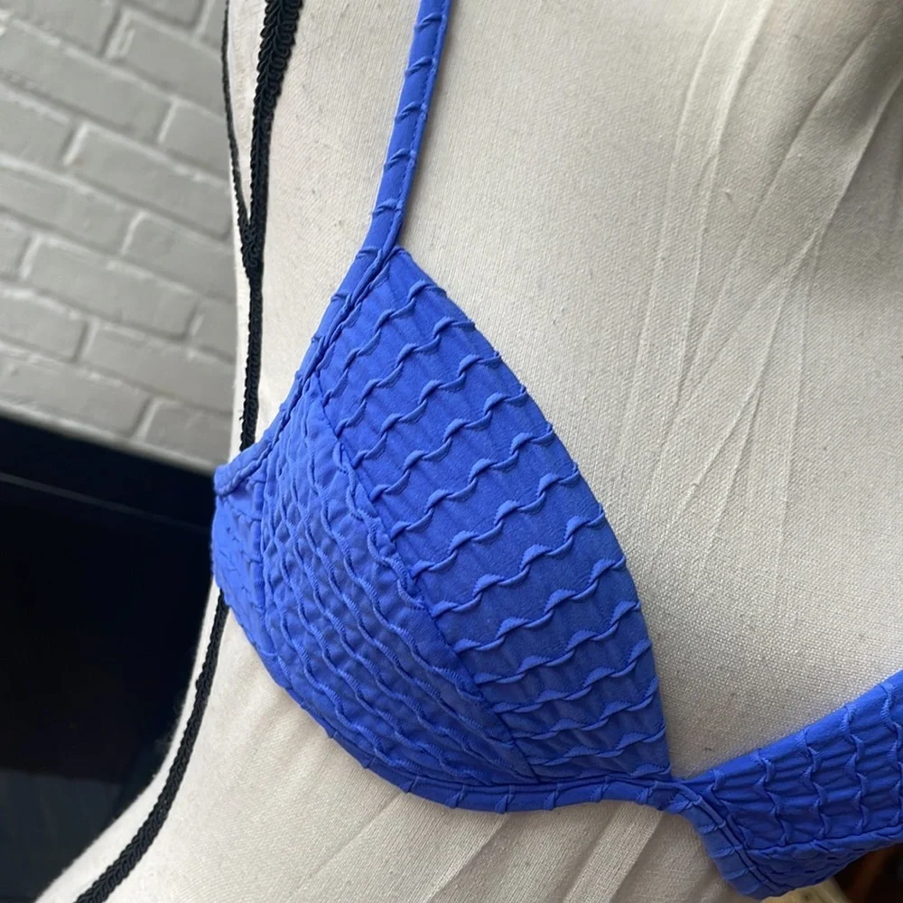 Body ID colors match