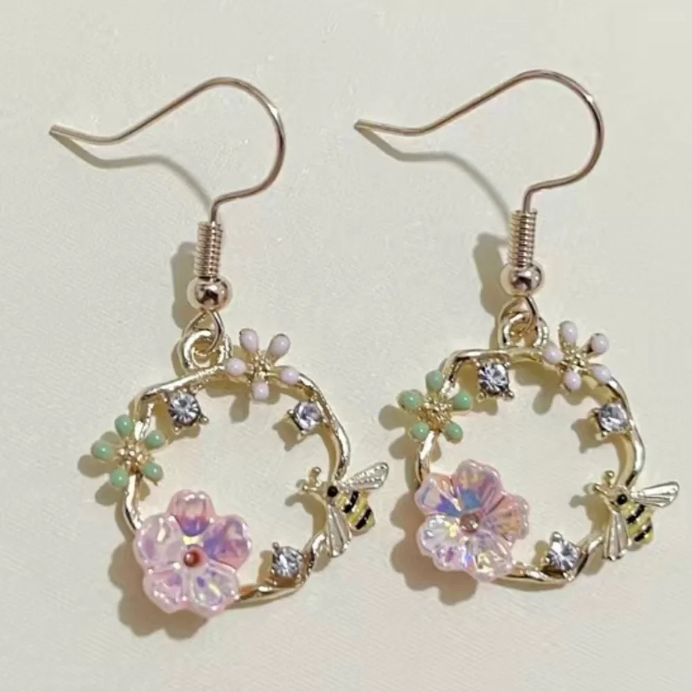 Bee Flower Drop Earrings