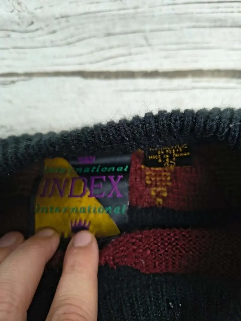 Index international patterned