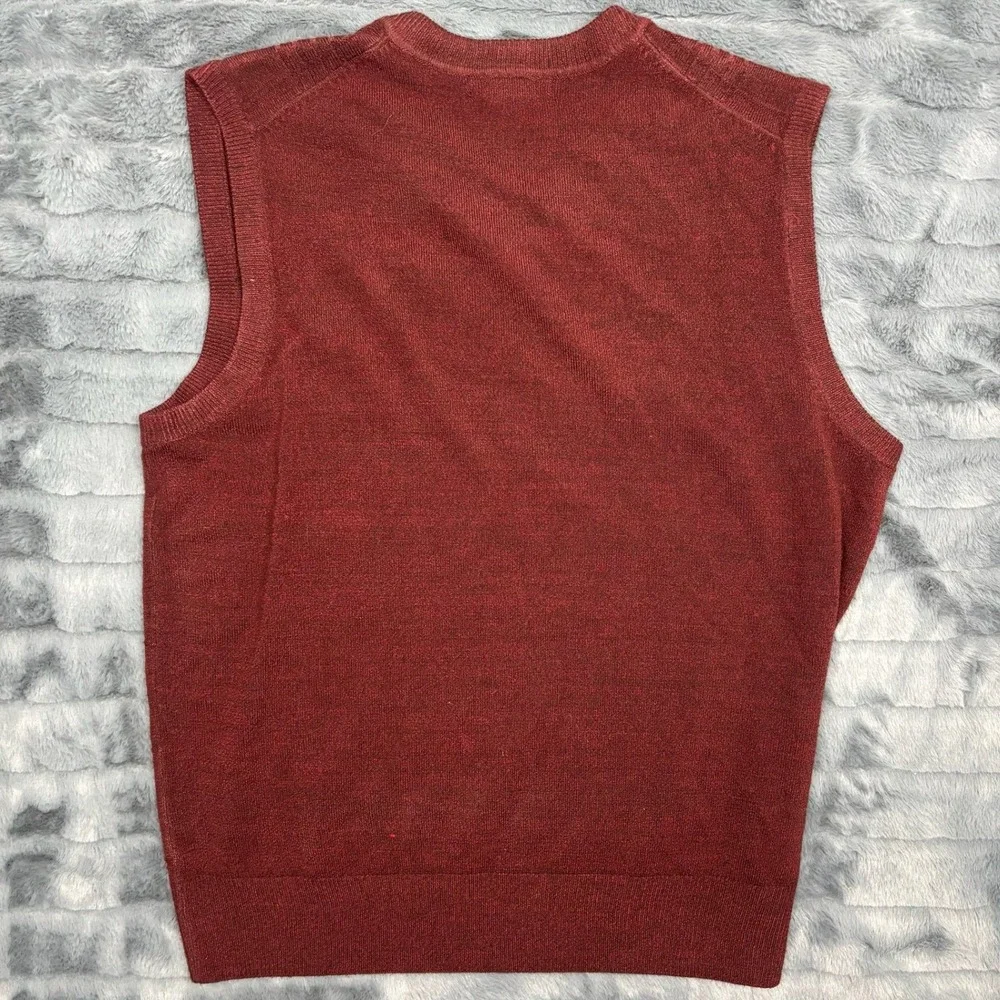 Dockers sleeveless sweater