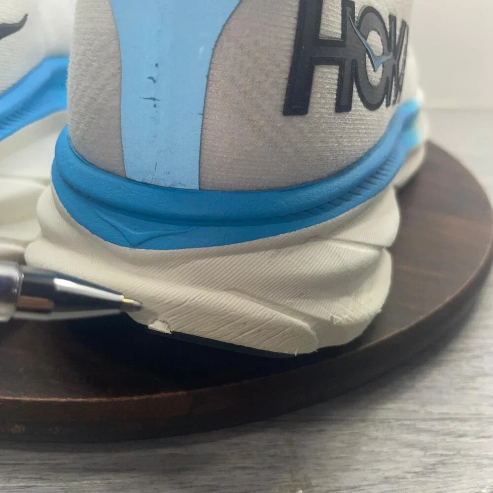 Hoka One One hoka one