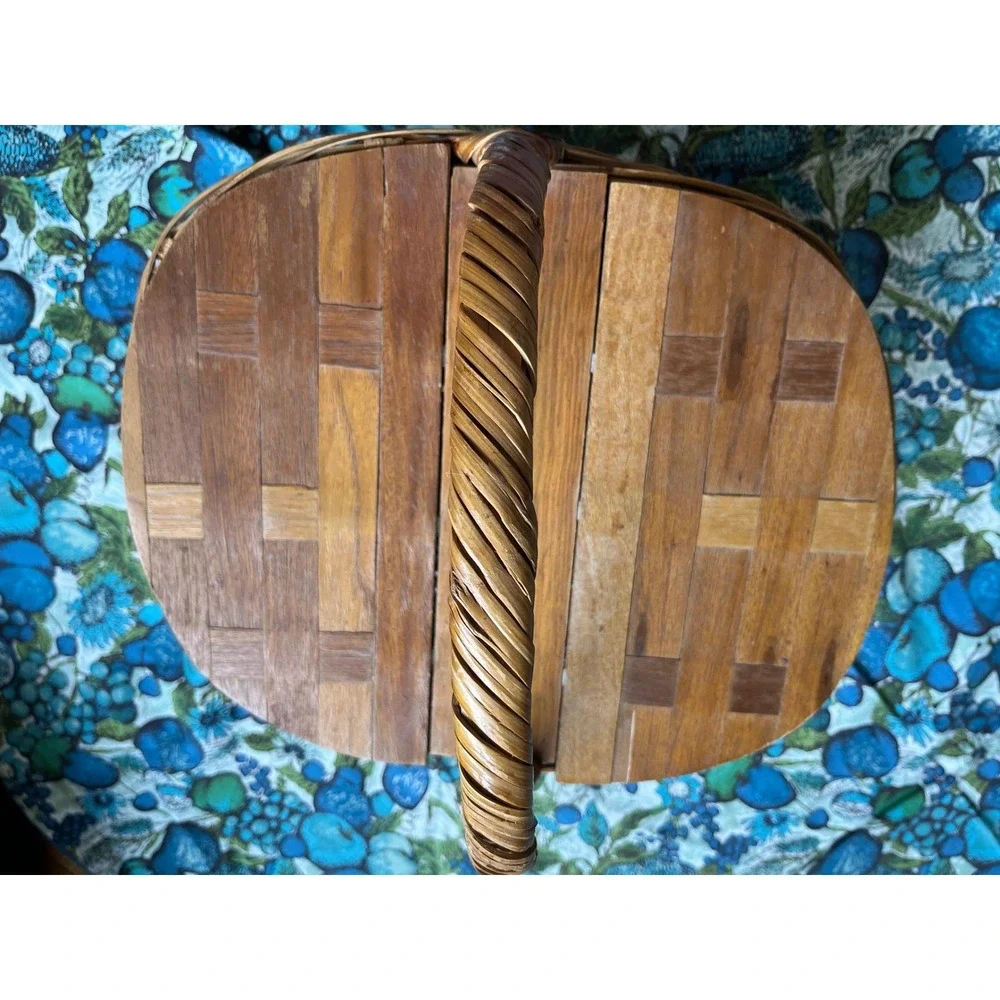 Unbranded vintage wicker