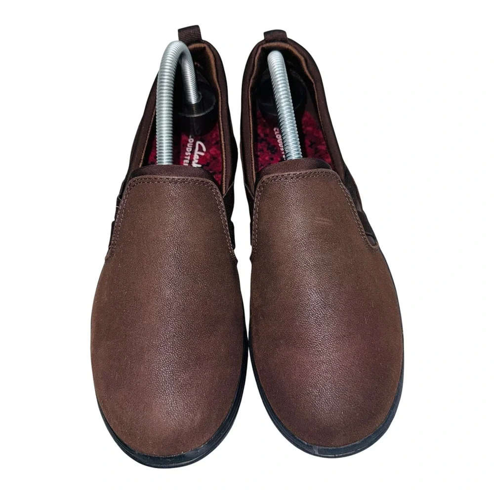 Clarks low walking durability