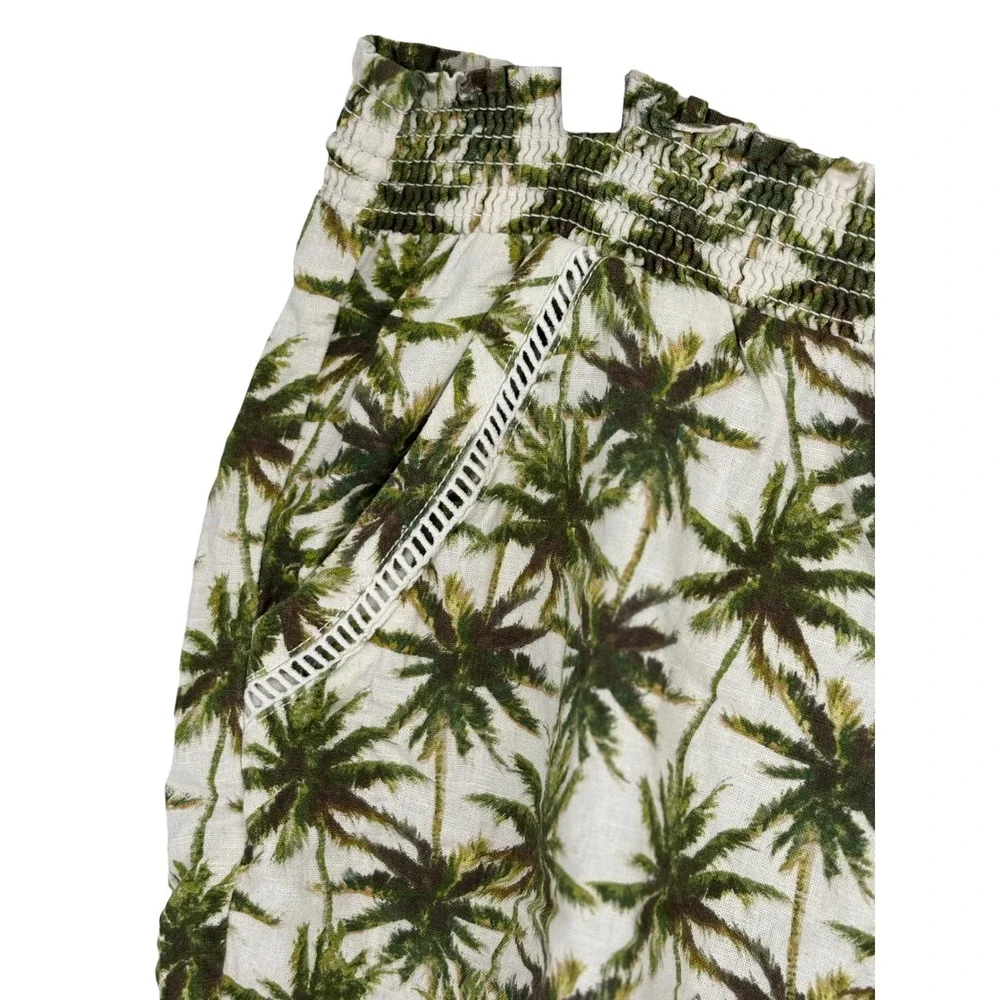 Briggs palm tree