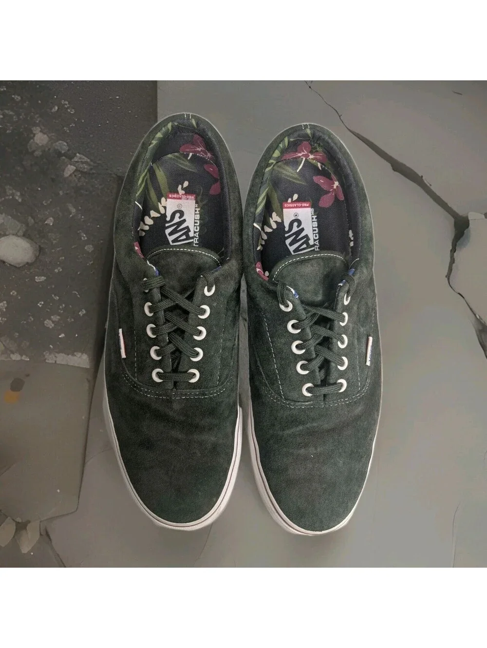Vans era pro
