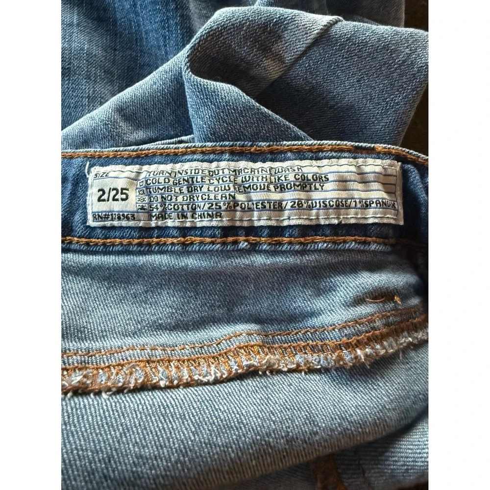 Rocks & Indigo Blue Denim Mini Skirt Icon Patches Size 2/25 Raw Hem Beach Skater