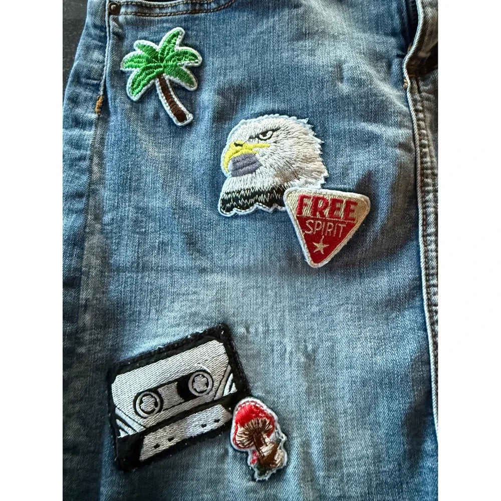 Rocks & Indigo Blue Denim Mini Skirt Icon Patches Size 2/25 Raw Hem Beach Skater