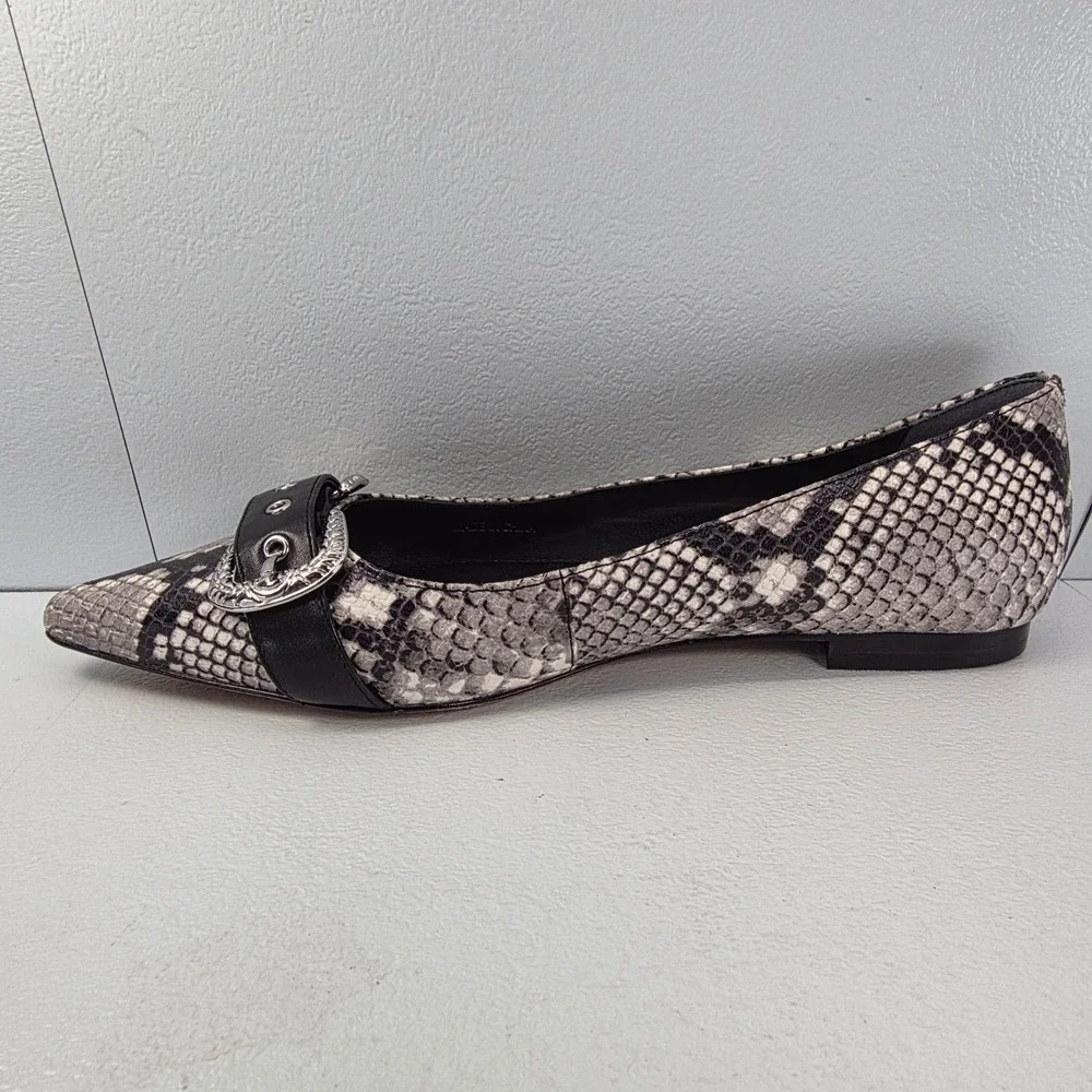 PAIGE pointed toe