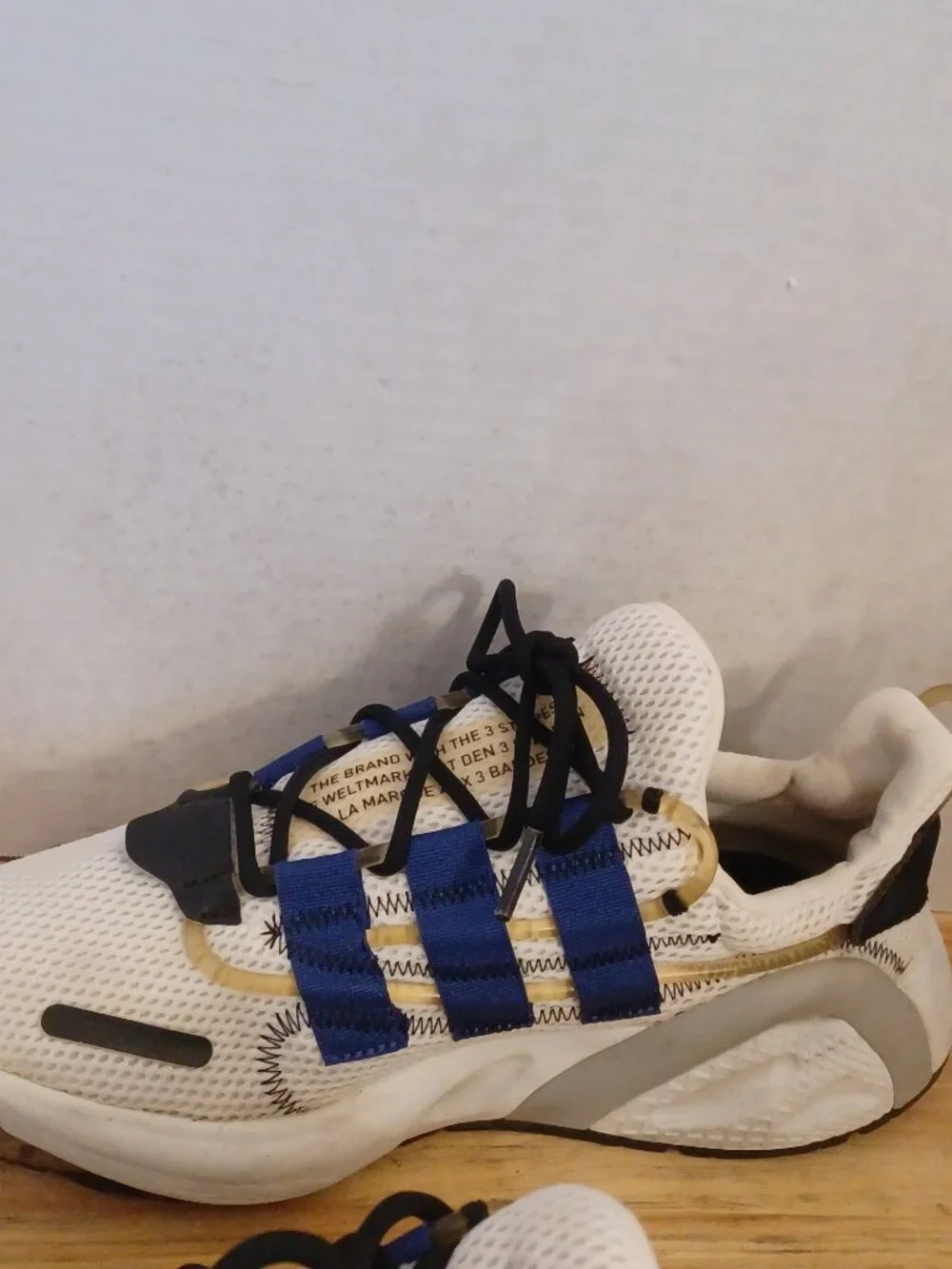 adidas LXCON Cloud White Active Blue Mens size 6