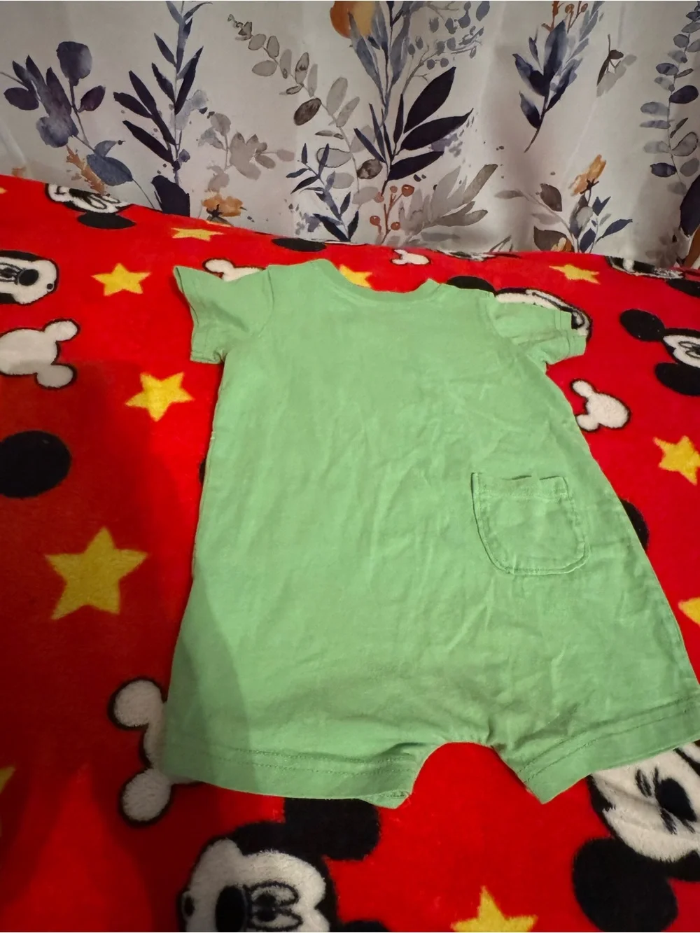 Green Monkey Short-Sleeve Baby Pajama Romper Size 12 Months Carters C5