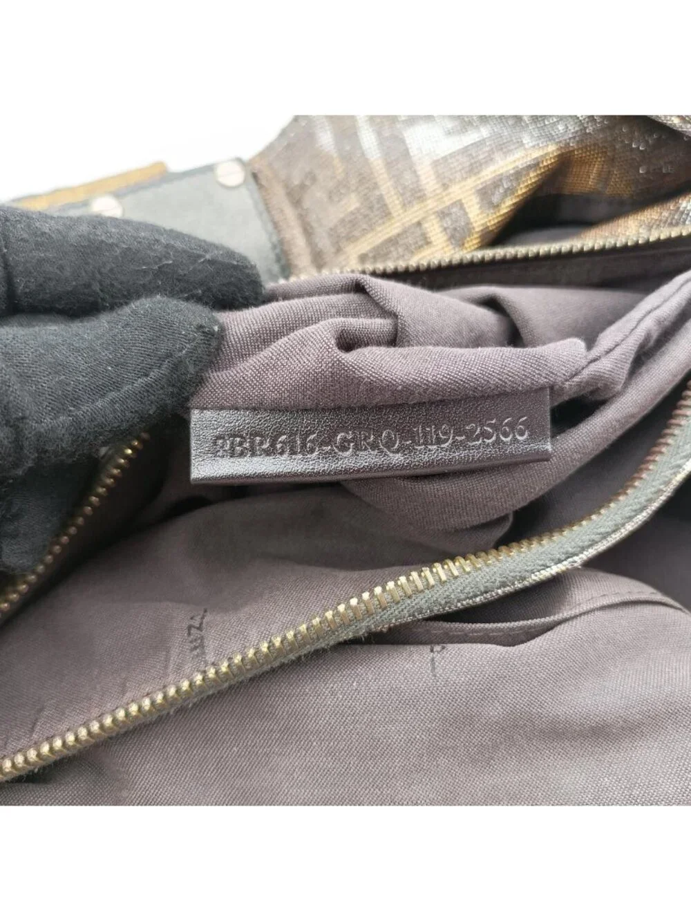 Fendi brand color