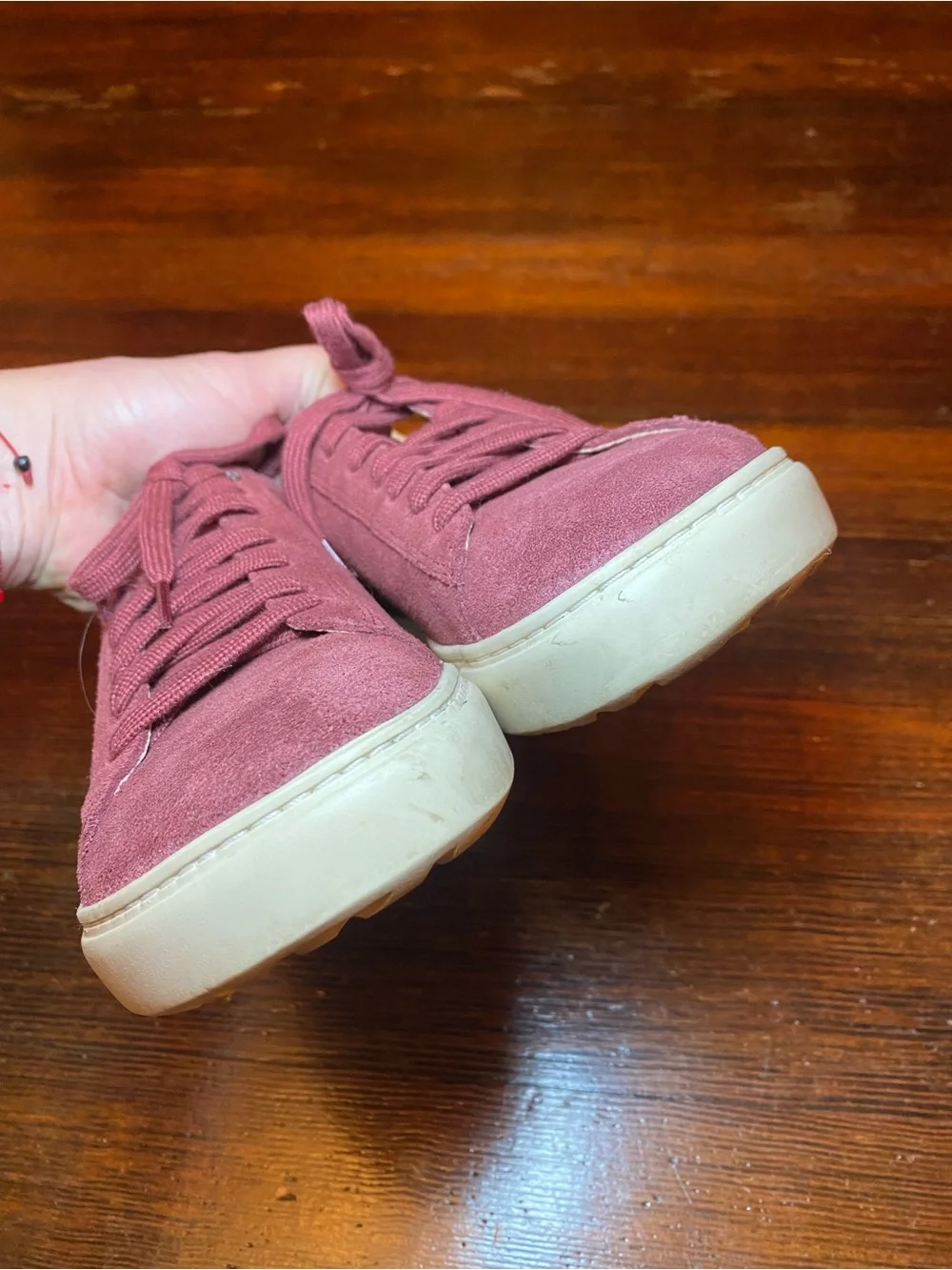 EUC 38 Birkenstock Bend Low Suede Leather Sneaker in Zinfandel colorway