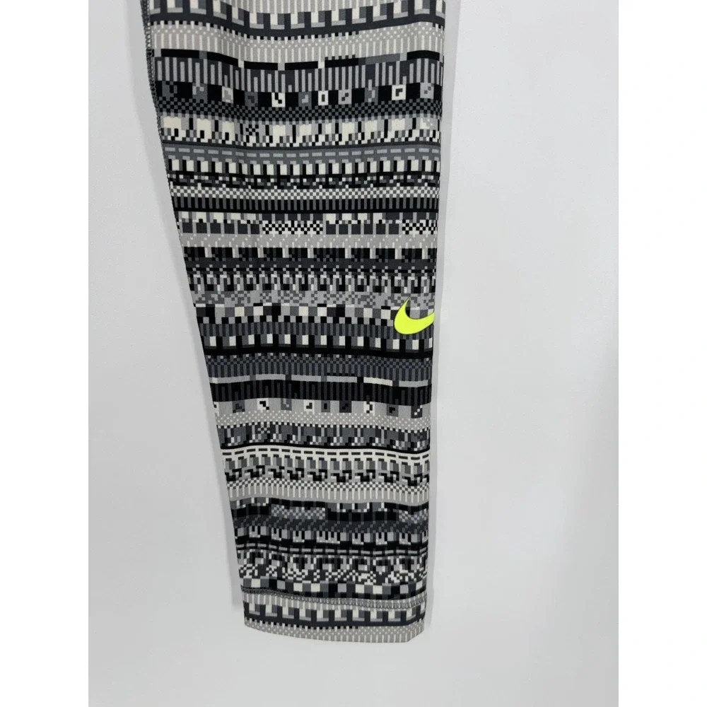 Nike Pro Hyperwarm Running Leggings Women M Striped Geometric Dri Fit 683717-065