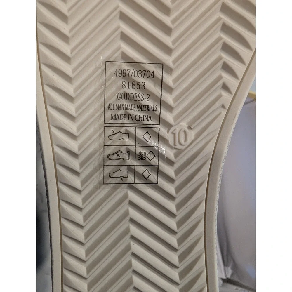 Outwoods goddess sneakers