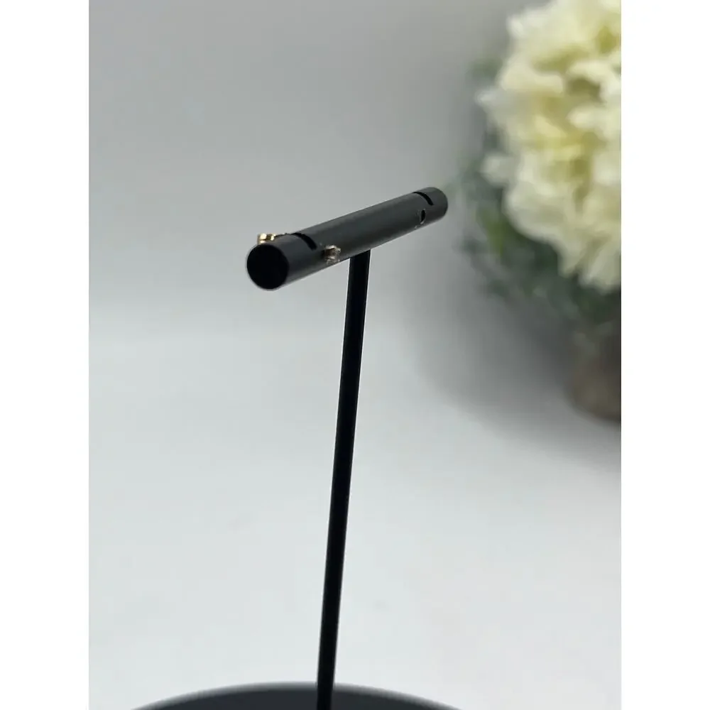 Unbranded yellow gold