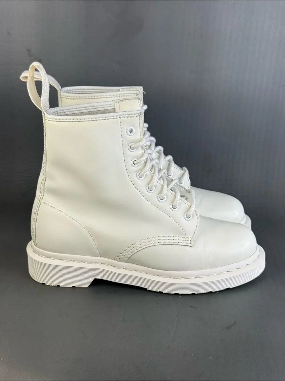 Dr. Martens 1460 Mono boot shoes men’s size 7 (women’s size 8.5)