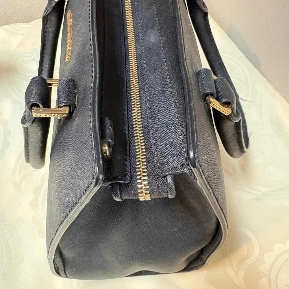 Michael Kors chic black