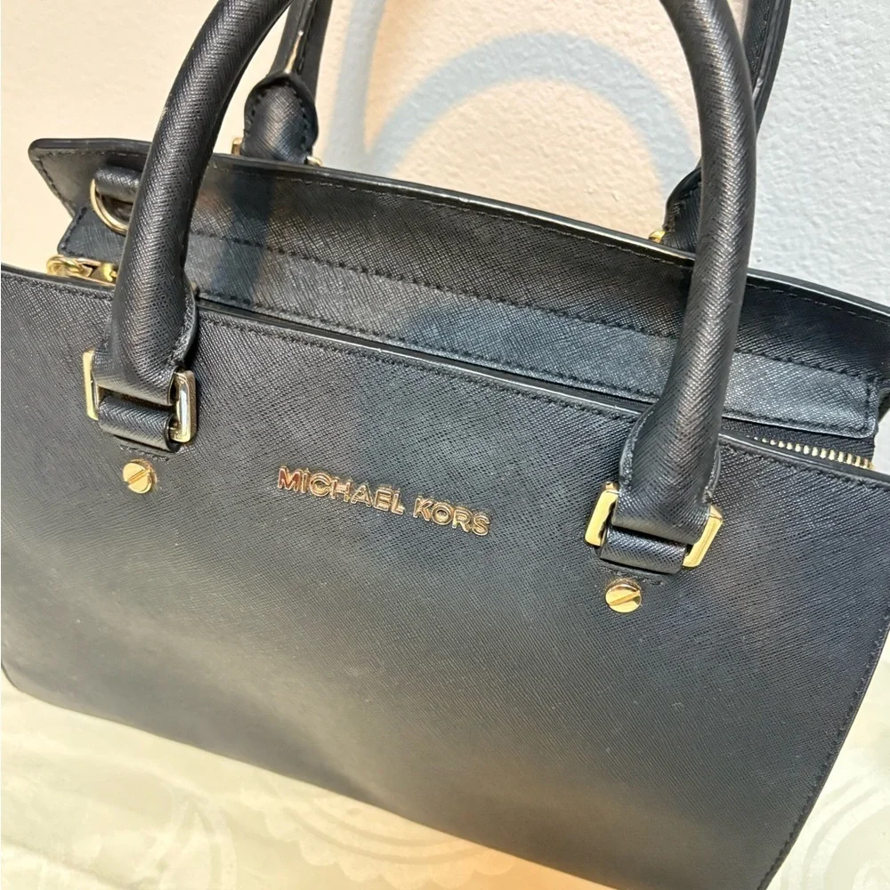 Michael Kors chic black