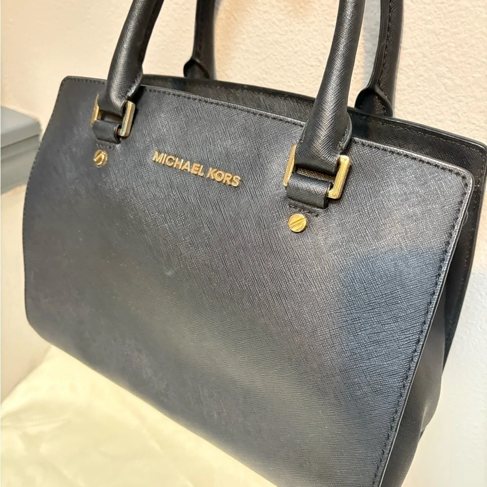 Michael Kors chic black