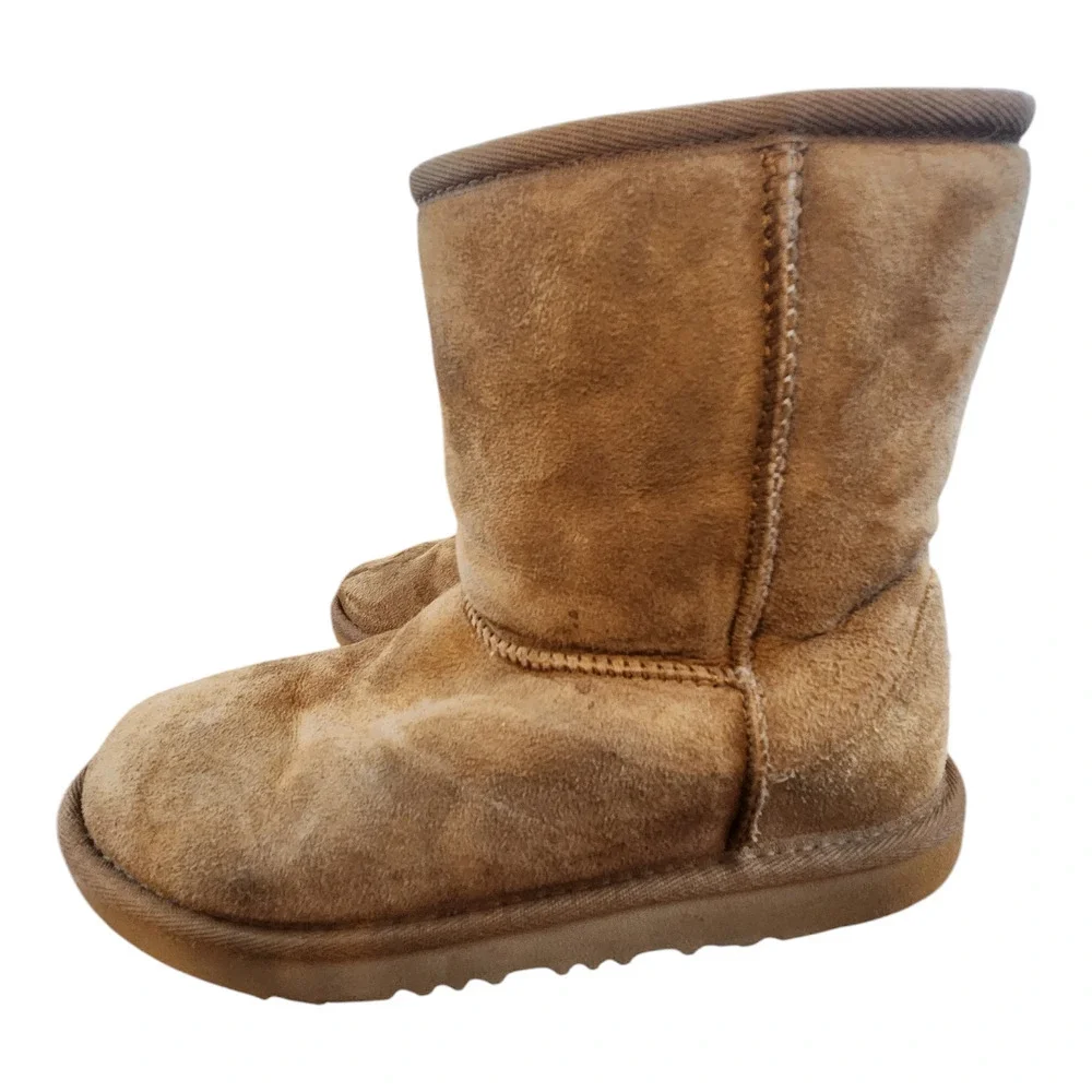 Ugg kids girls short boots‎ sz 5 brown sheepskin and leather