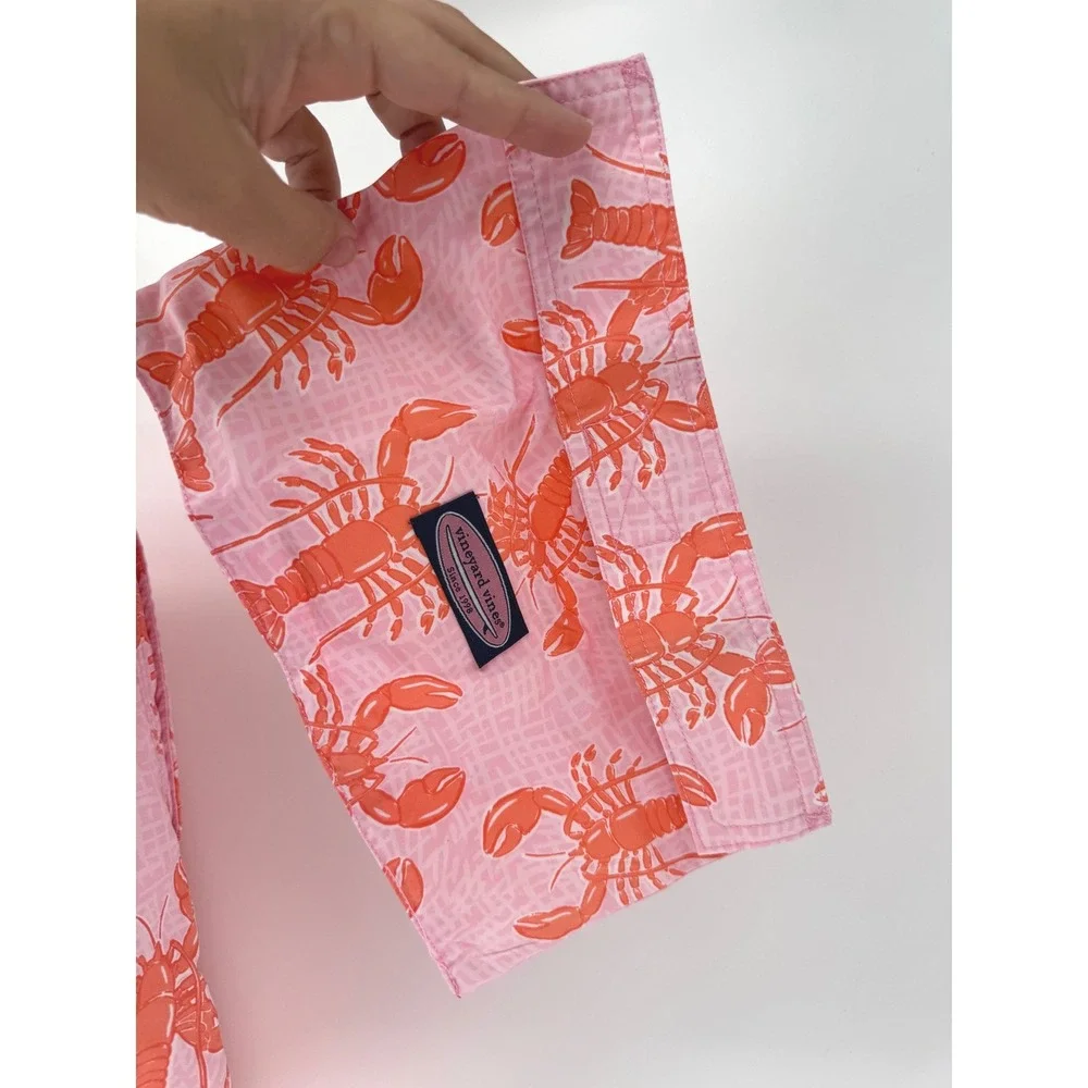Vineyard Vines accurately doodle pink