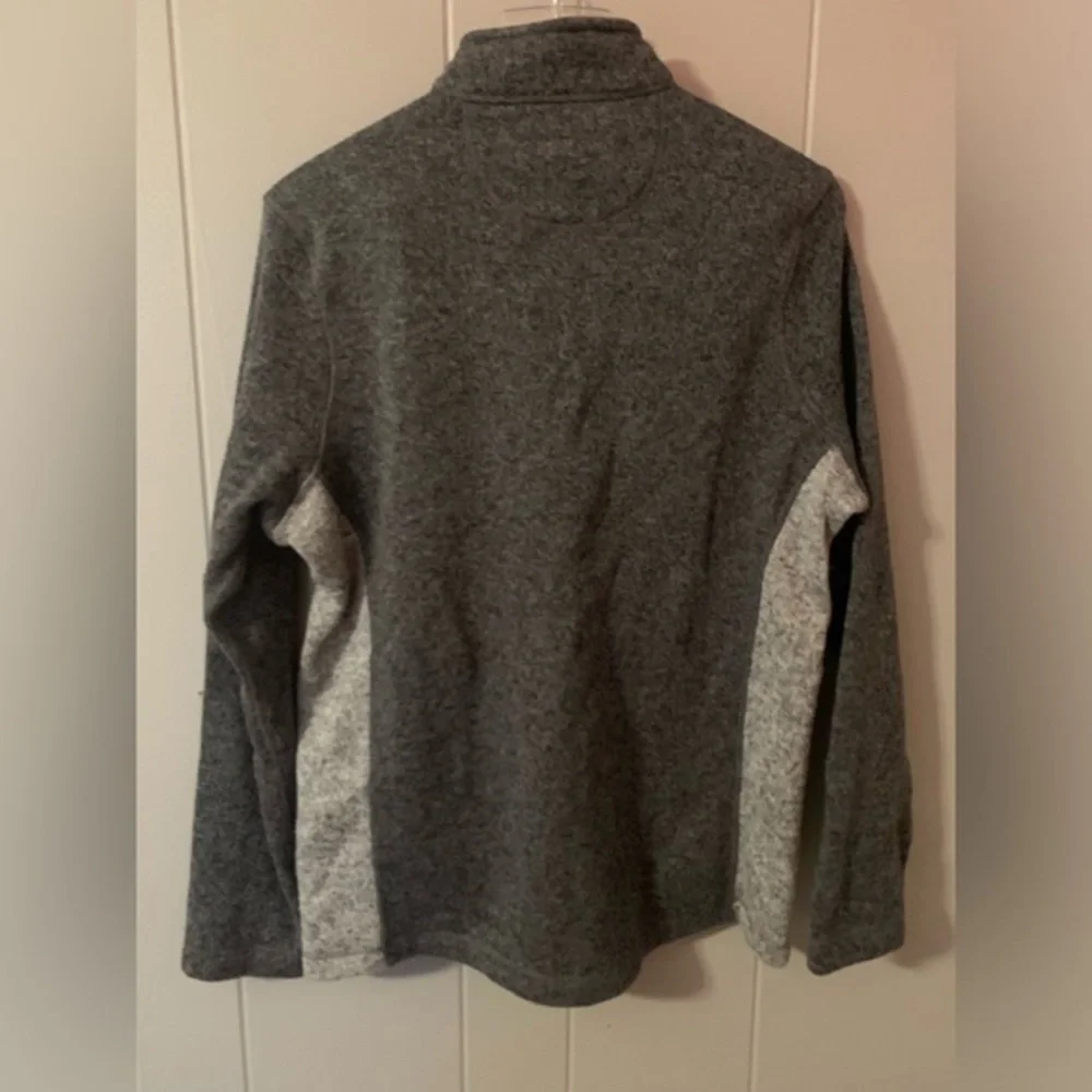 Men's‎ Medium Gray 1/4 Zip Pullover Woolrich Sweater Polyester Mock Neck