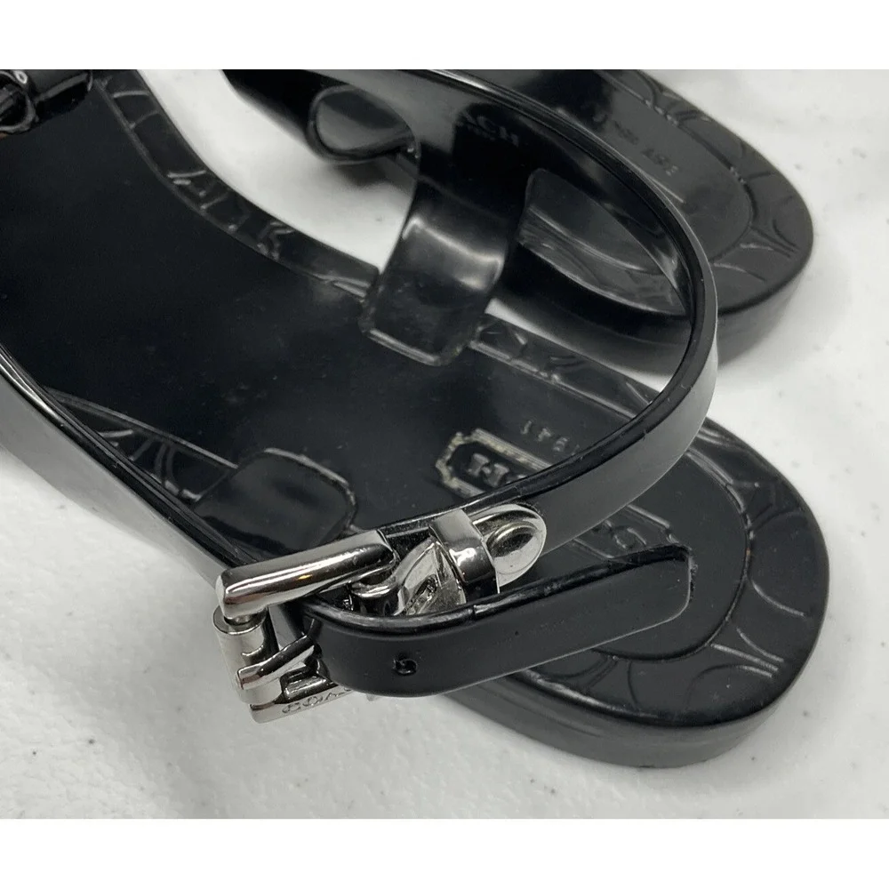 Coach Piccadilly‎ Sandals Womens Sz 6B Black Rubber T-Strap Thong Signature Logo