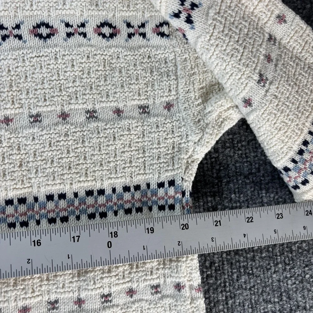 Vintage Isle Of Cotton Sweater Mens Medium White Stripe Waffle Knit Crewneck USA