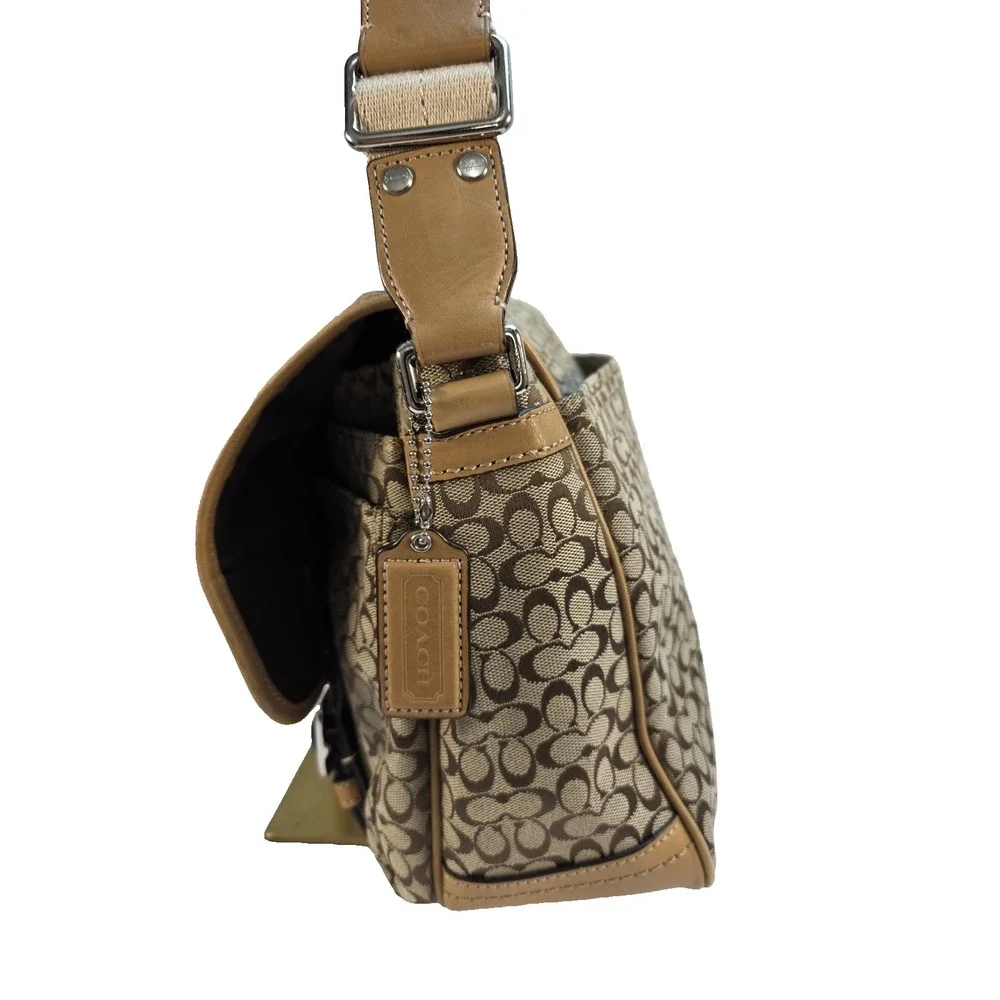 Coach Signature Messenger Shoulder Crossbody bag E1069-F70283‎