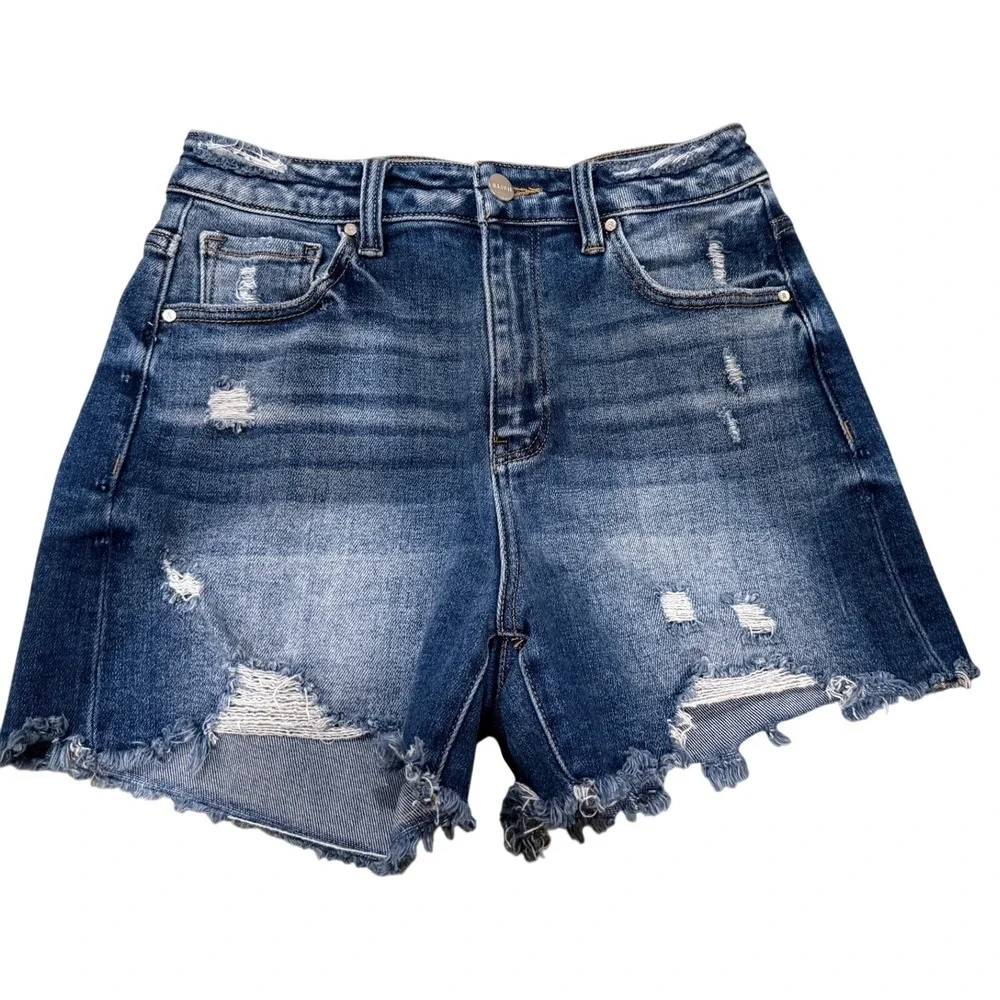 RISEN Distressed Raw Hem Denim‎ Shorts Size Small