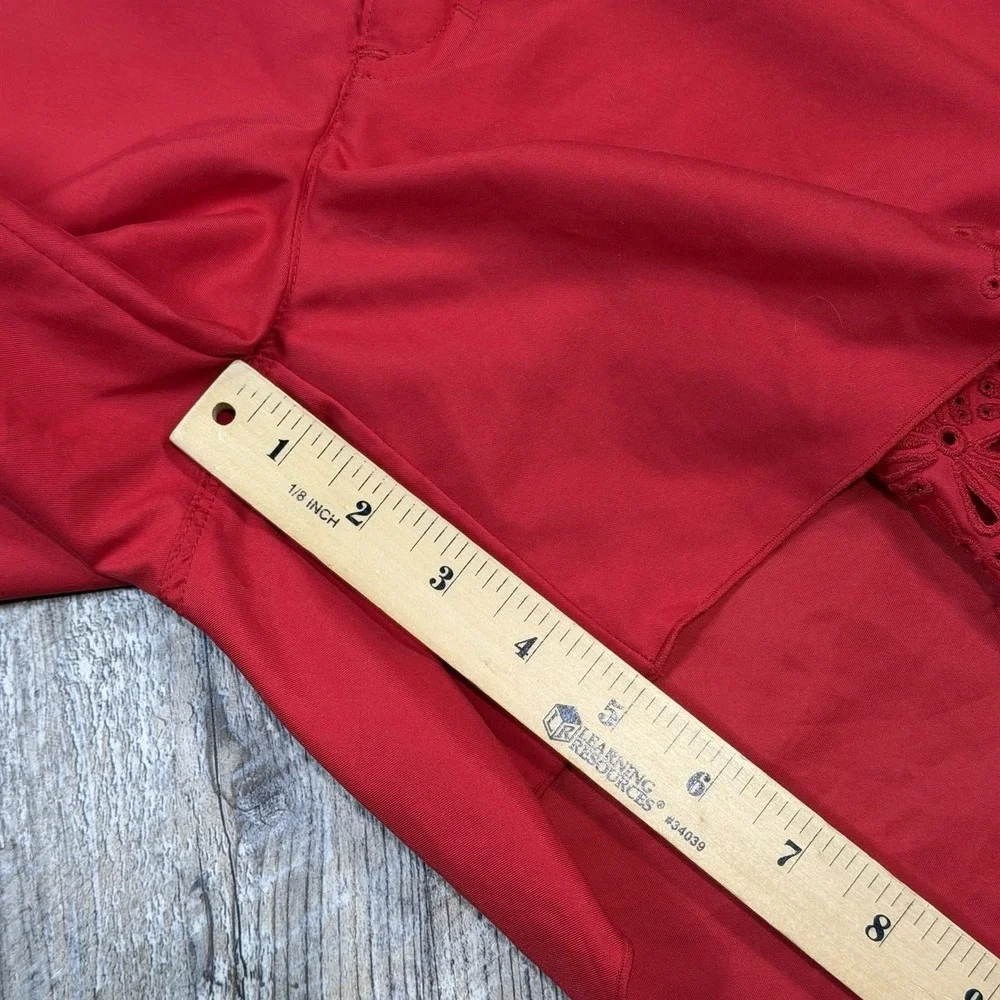 Athleta Coastal Eyelet Floral Embroidered Shorts Womens Size 6 Red Golf‎ Resort