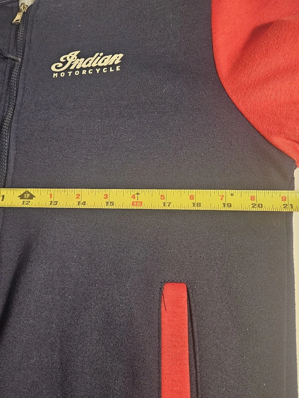 N/A comfortable hooded