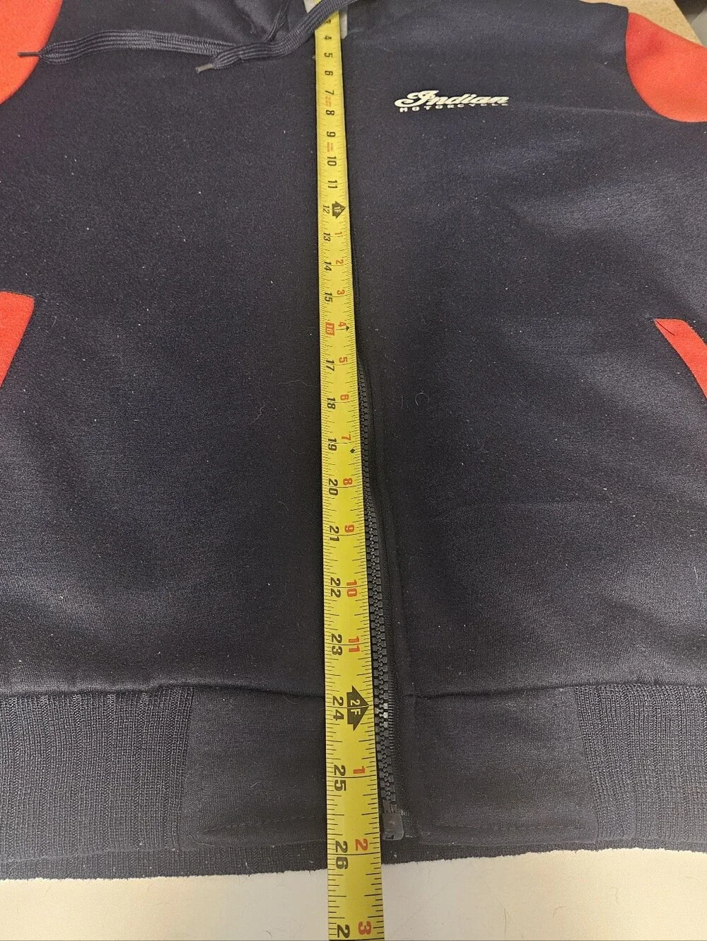 N/A comfortable hooded