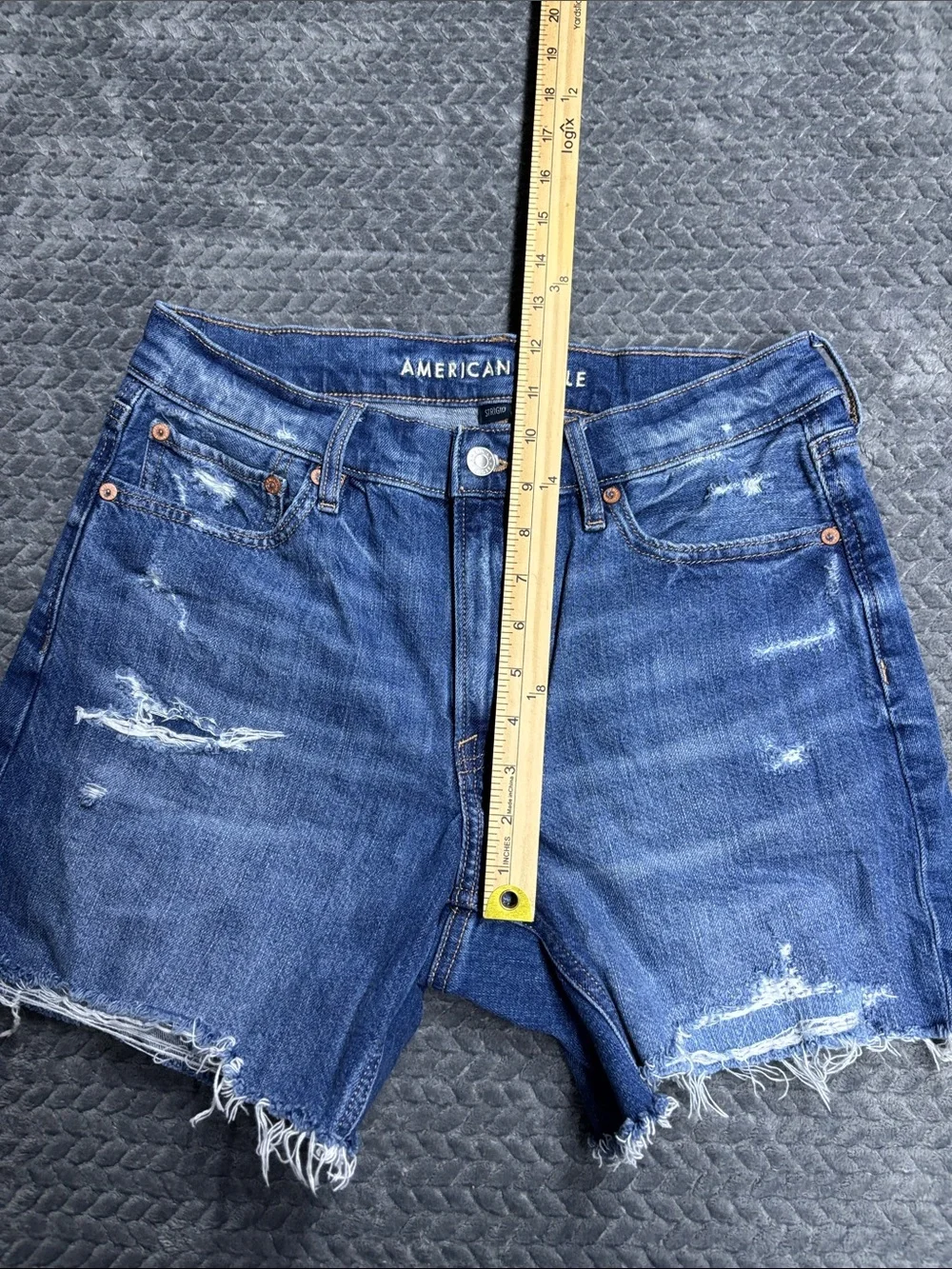 American Eagle Outfitters loops denim