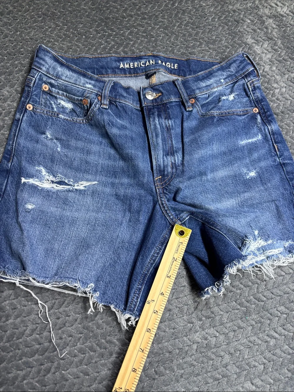 American Eagle Outfitters classic styling