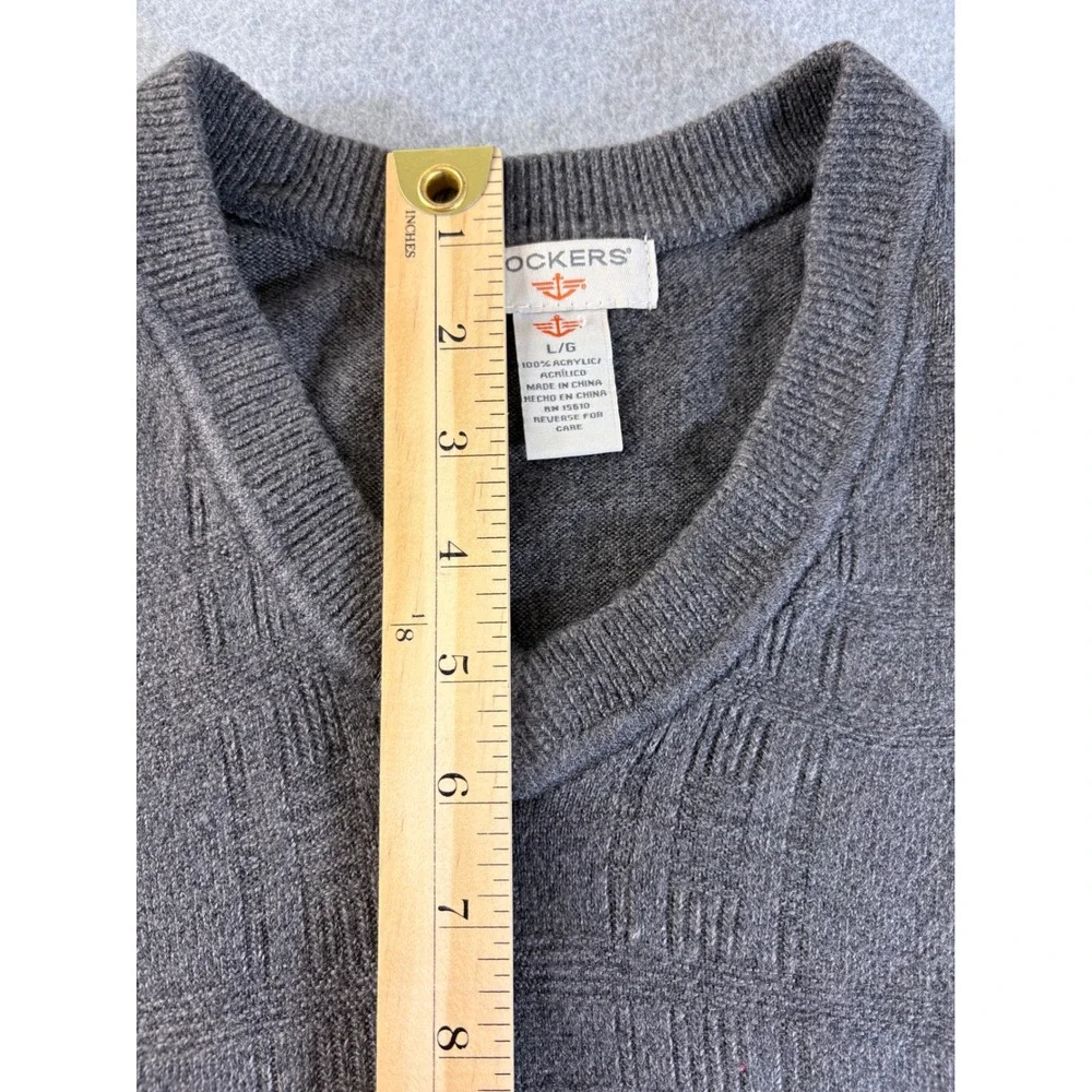 Dockers sleeveless sweater