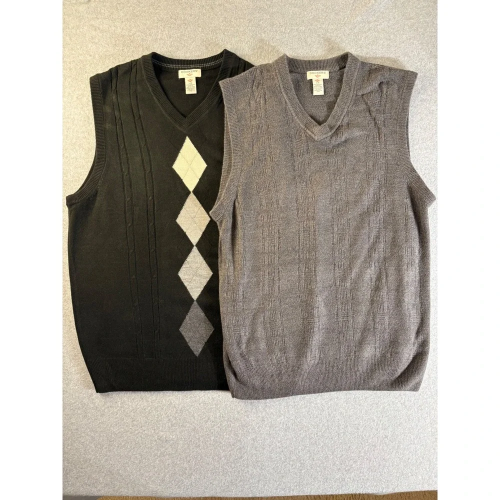 Dockers sleeveless sweater