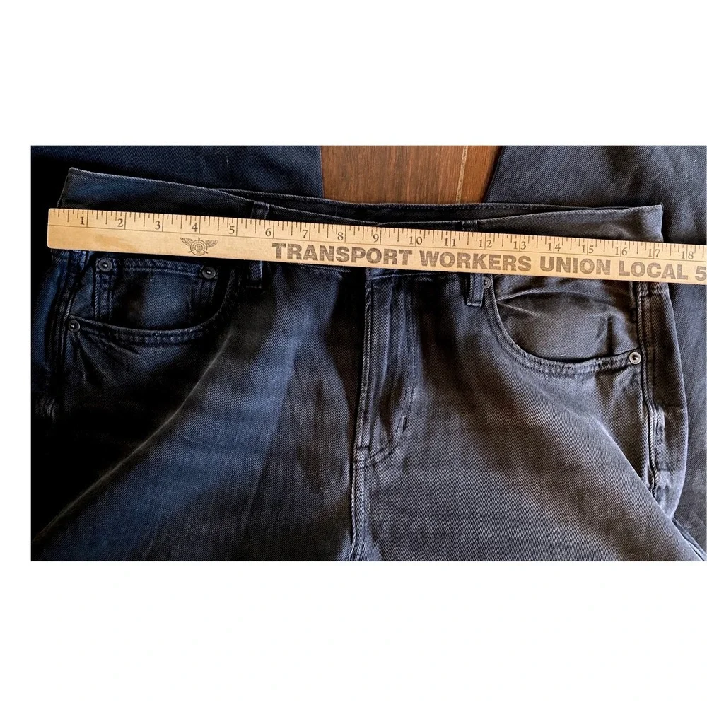 American Eagle Outfitters Women Size 12‎  Charcoal Wide Leg Crop Jeans