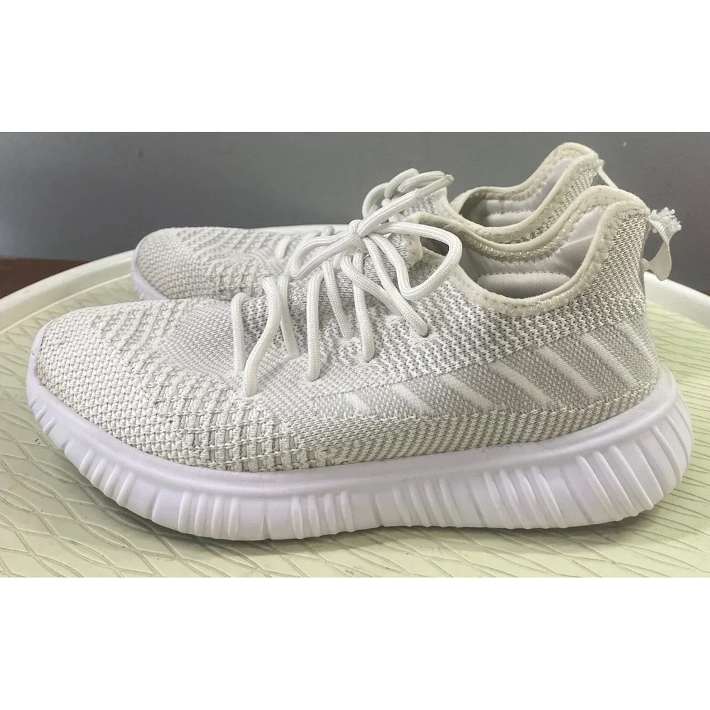 AVIA Womens Slip-on Memory‎ Foam White Sneakers Athletic Shoes 7.5 WIDE