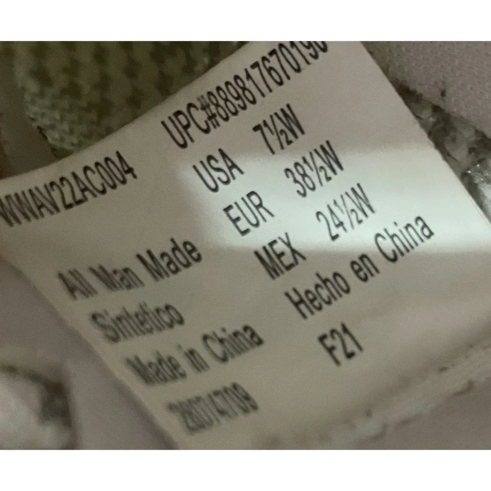 AVIA Womens Slip-on Memory‎ Foam White Sneakers Athletic Shoes 7.5 WIDE