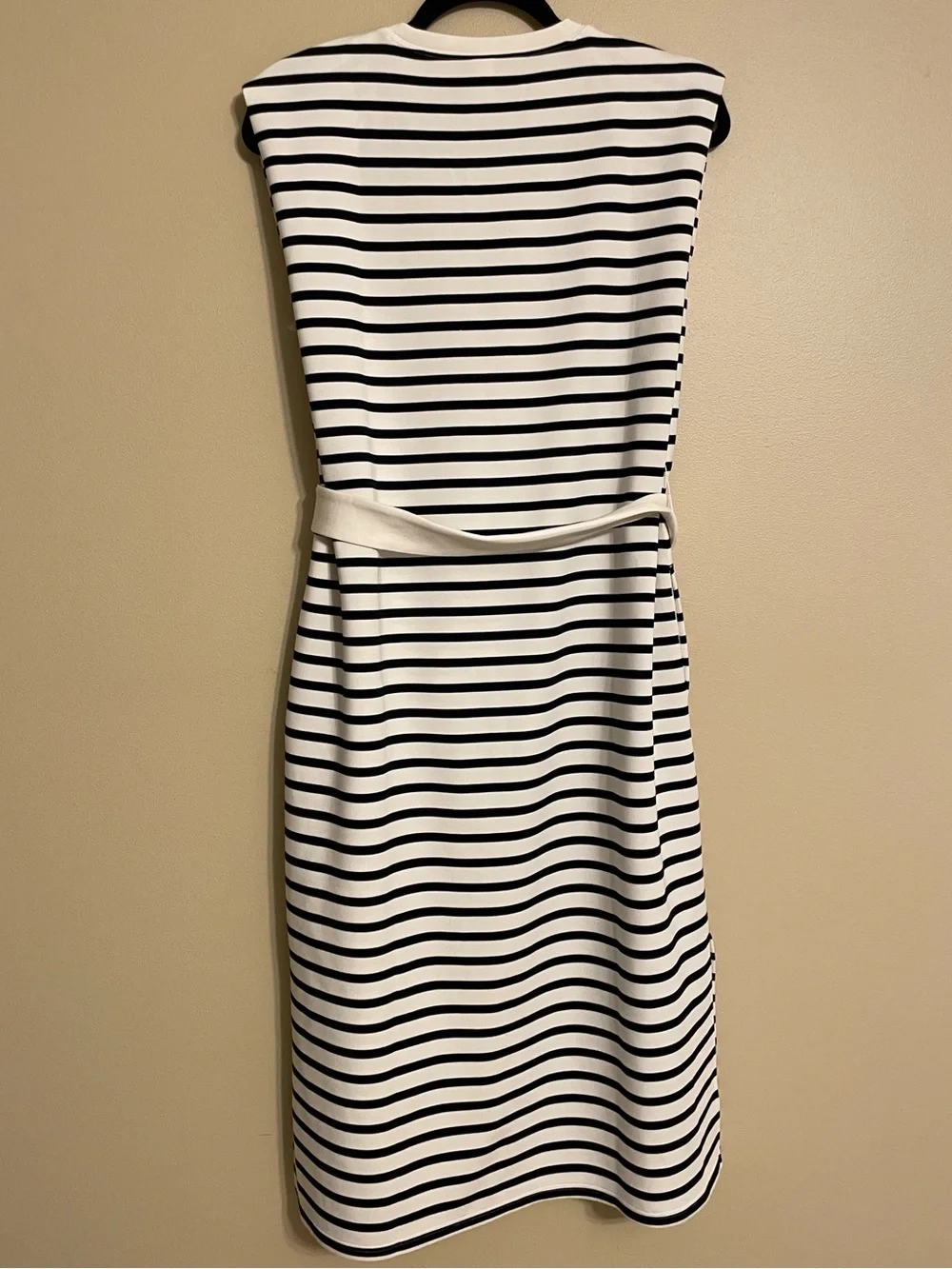 SPANX airessentials sleeveless