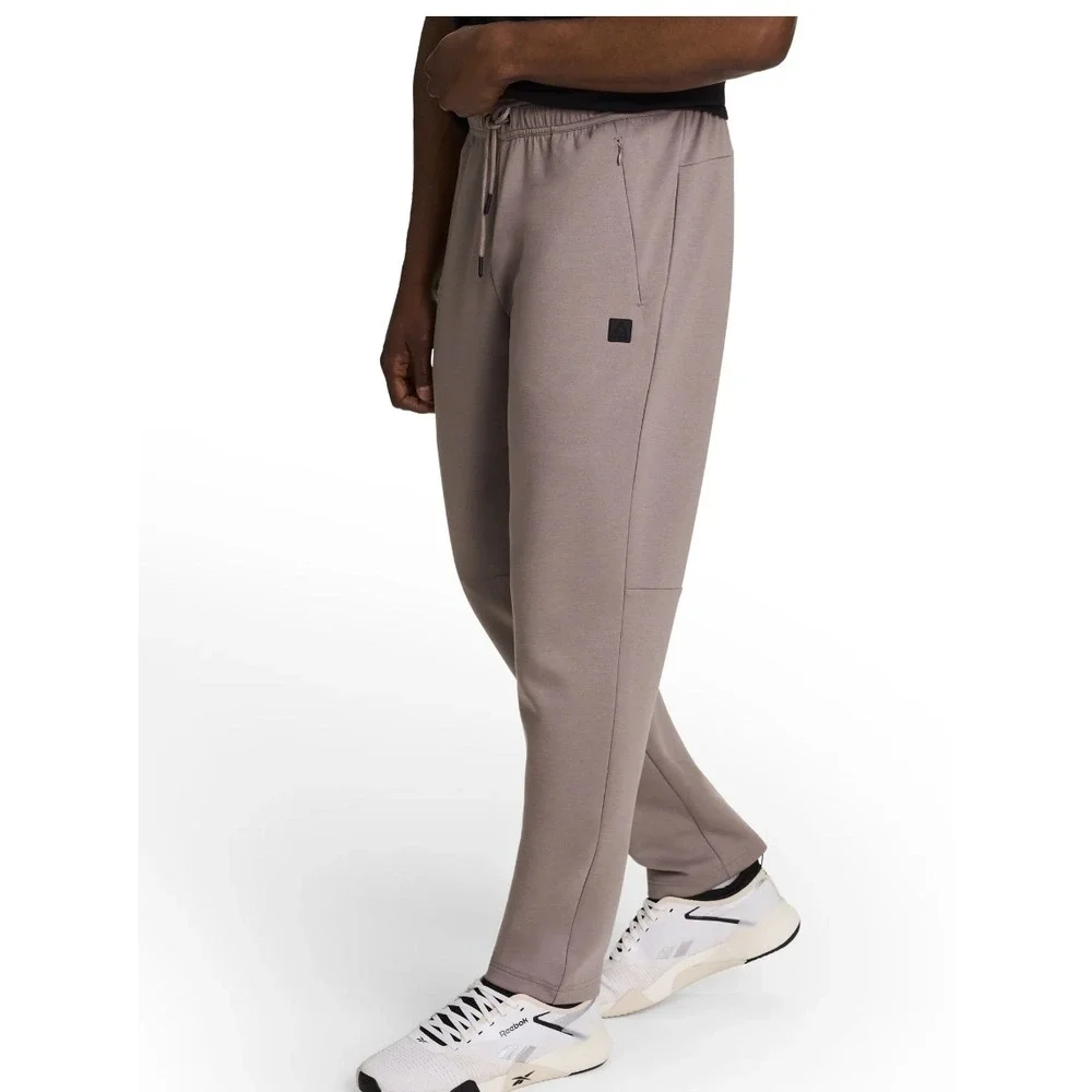 Reebok Flow Jogger Pants Men M Athletic Tapered Relaxed Logo Driftwood‎ NEW