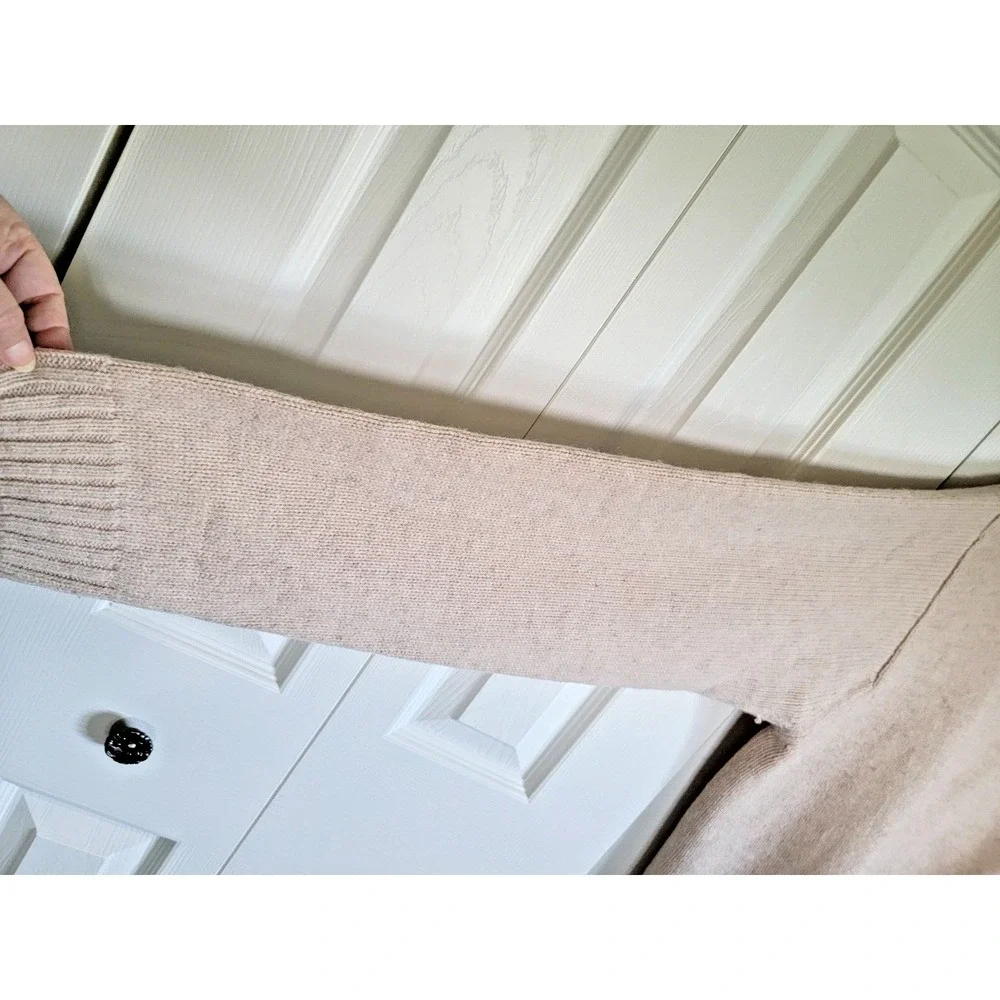 Timberland Mens L V-Neck Y2K Vintage Lambswool Sweater Beige Tan Large Logo‎