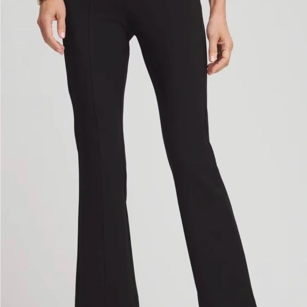 Chicos stretch knit