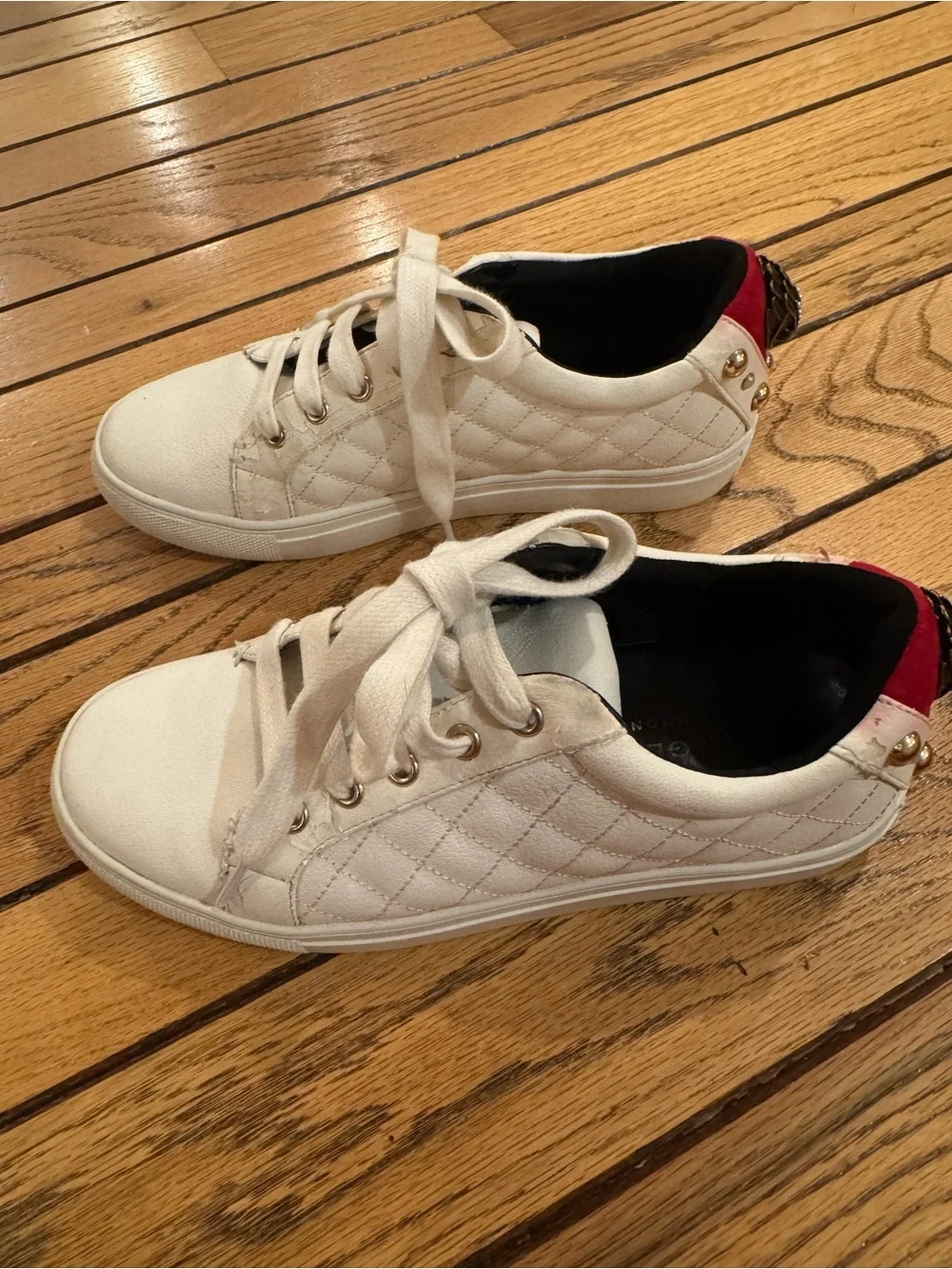 Kurt Geiger stylish quilted