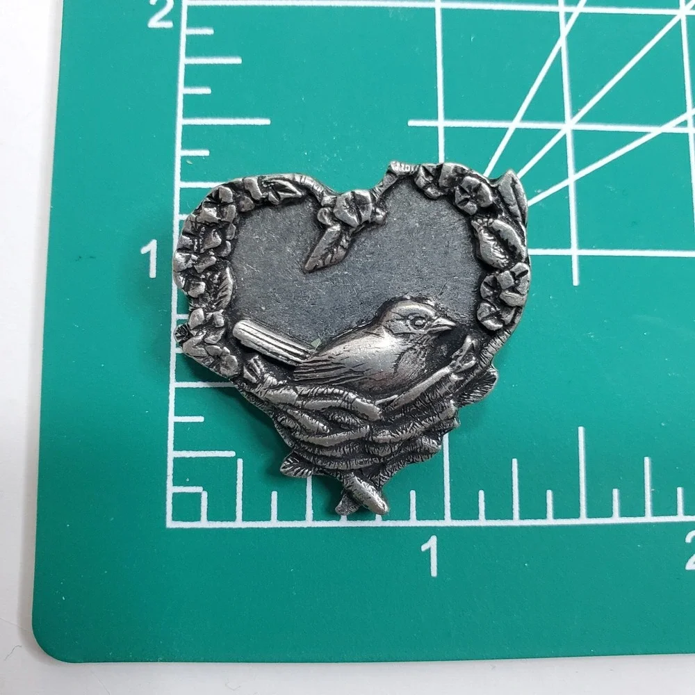 Birds & Blooms pewter surface pre
